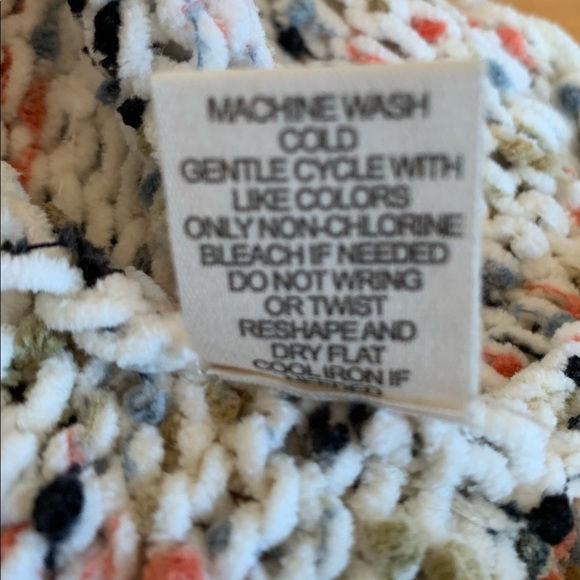 Jessica Simpson Chunky Confetti Cowl Neck Sweater - Picture 9 of 9